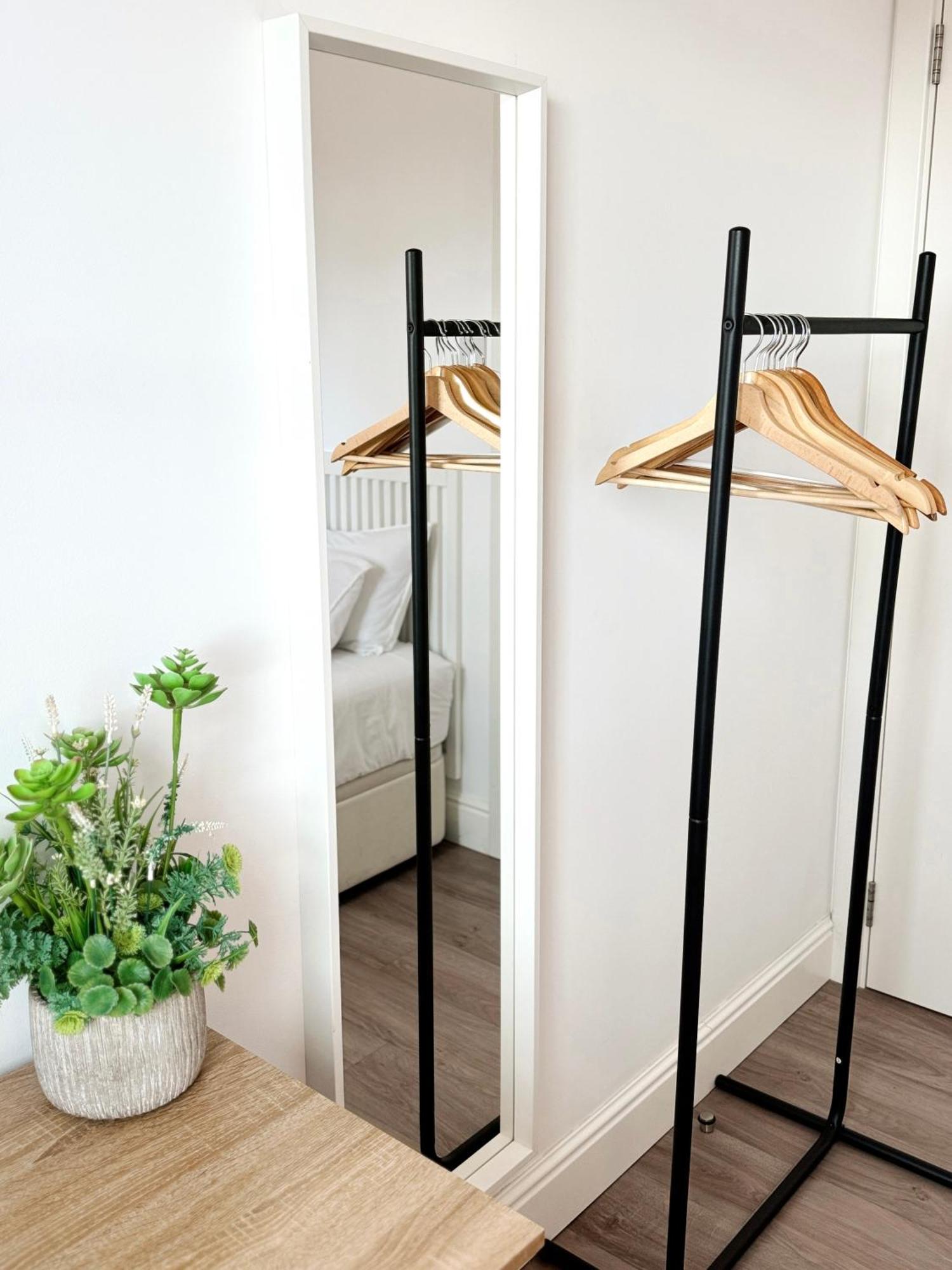 Modern City Centre Two Bedroom Windsor Apartment - Grand Central House Gibraltar Exteriör bild